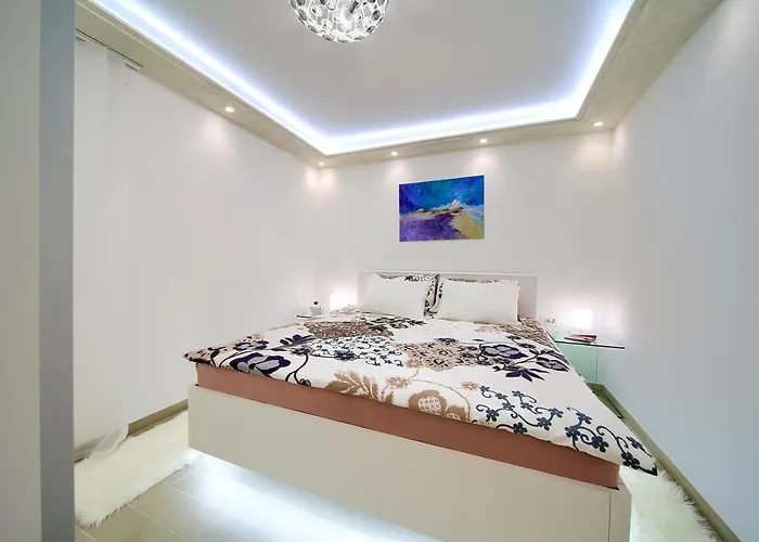 Casa Aurelia - Mali Tone *