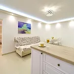 Casa Aurelia - Mali Tone *