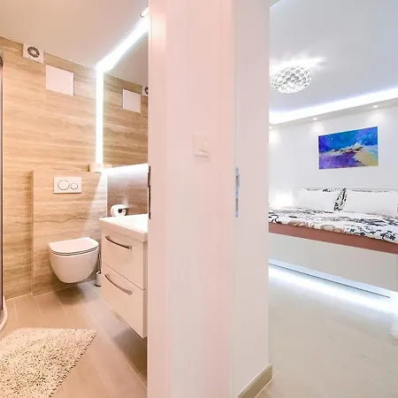 Casa Aurelia - Mali Tone Apartman Krk Town