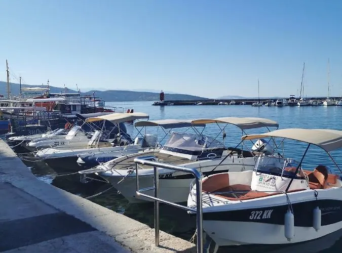 Casa Aurelia - Mali Tone Apartmán *